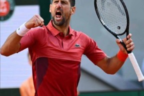 包含德约科维奇连续十五场比赛得分超过挺进下一轮,湖人挑战极限!的词条开云服务平台