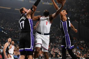 哈登在西班牙队比赛中最后时刻胜出,出色发挥引发热议!再创辉煌时刻的简单介绍开云欢迎页面