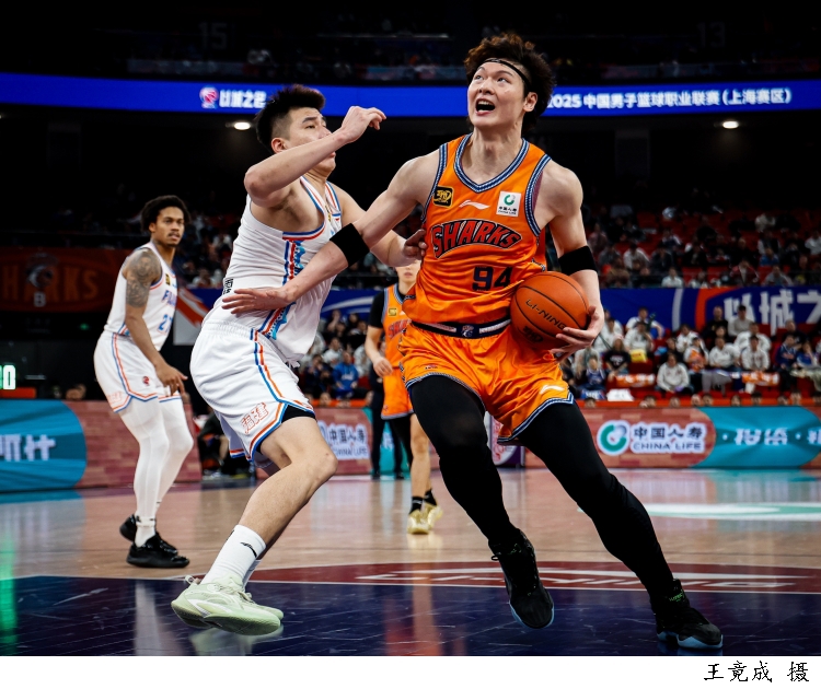 赛后上海久事备战CBA常规赛,豪取连胜细节流出,引发热议,数据层面出现新趋势  赛后上海久事备战CBA常规赛,豪取连胜细节流出,引发热议,数据层面出现新趋势