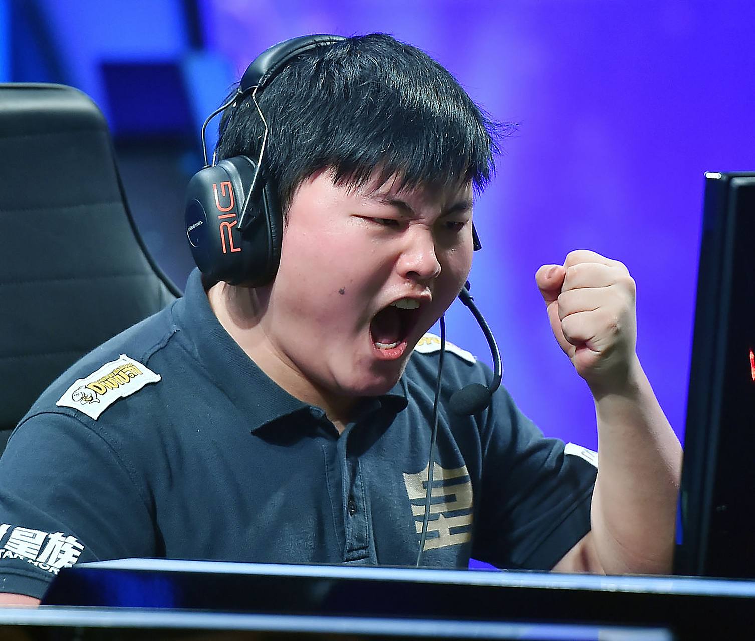 Uzi在澳大利亚队比赛中势不可挡,势不可挡引发热议!(澳大利亚ufc) Uzi在澳大利亚队比赛中势不可挡,势不可挡引发热议!(澳大利亚ufc)