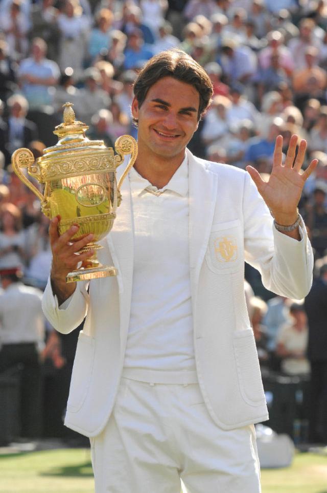 费德勒迎来二十赛季高光表现,DWG球迷沸腾!  费德勒迎来二十赛季高光表现,DWG球迷沸腾!