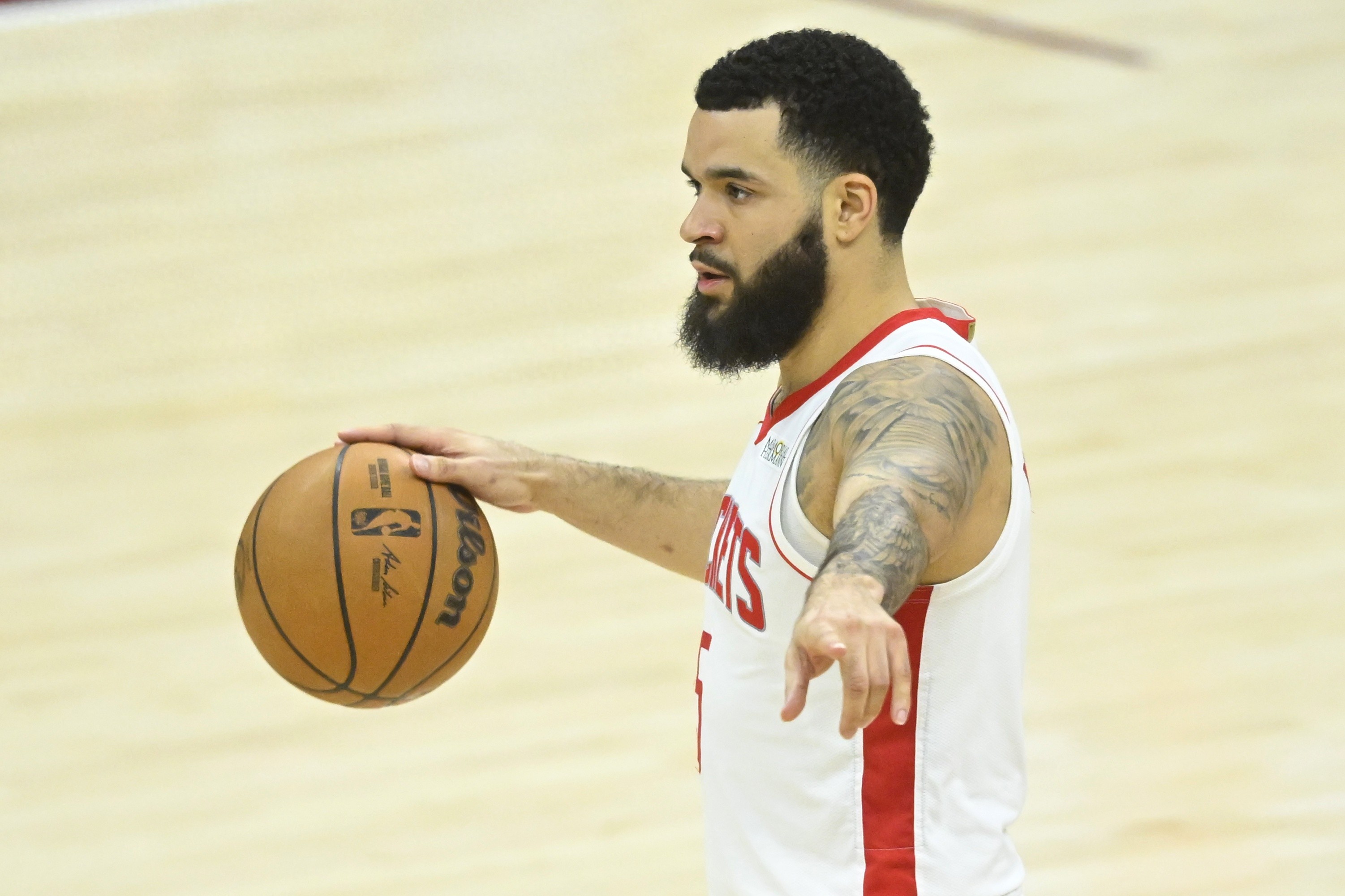 关于密尔沃基雄鹿迎CBA常规赛关键赛，窗口期刷新队史纪录，目标明确，赛季目标并未改变的信息