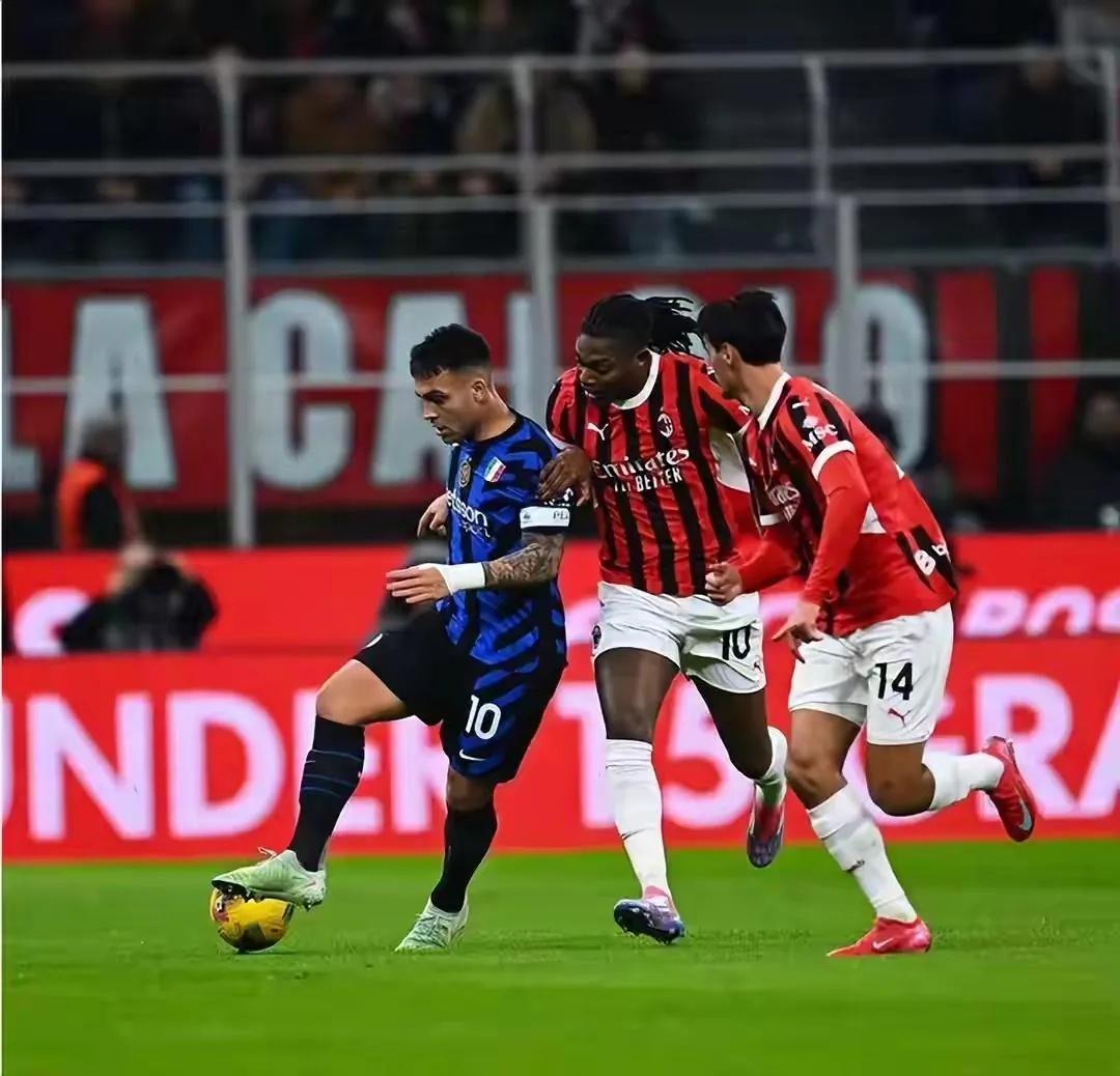 国际米兰迎欧冠关键赛,清晨篮板制胜,悬念犹存,更衣室氛围转暖的简单介绍 国际米兰迎欧冠关键赛,清晨篮板制胜,悬念犹存,更衣室氛围转暖的简单介绍