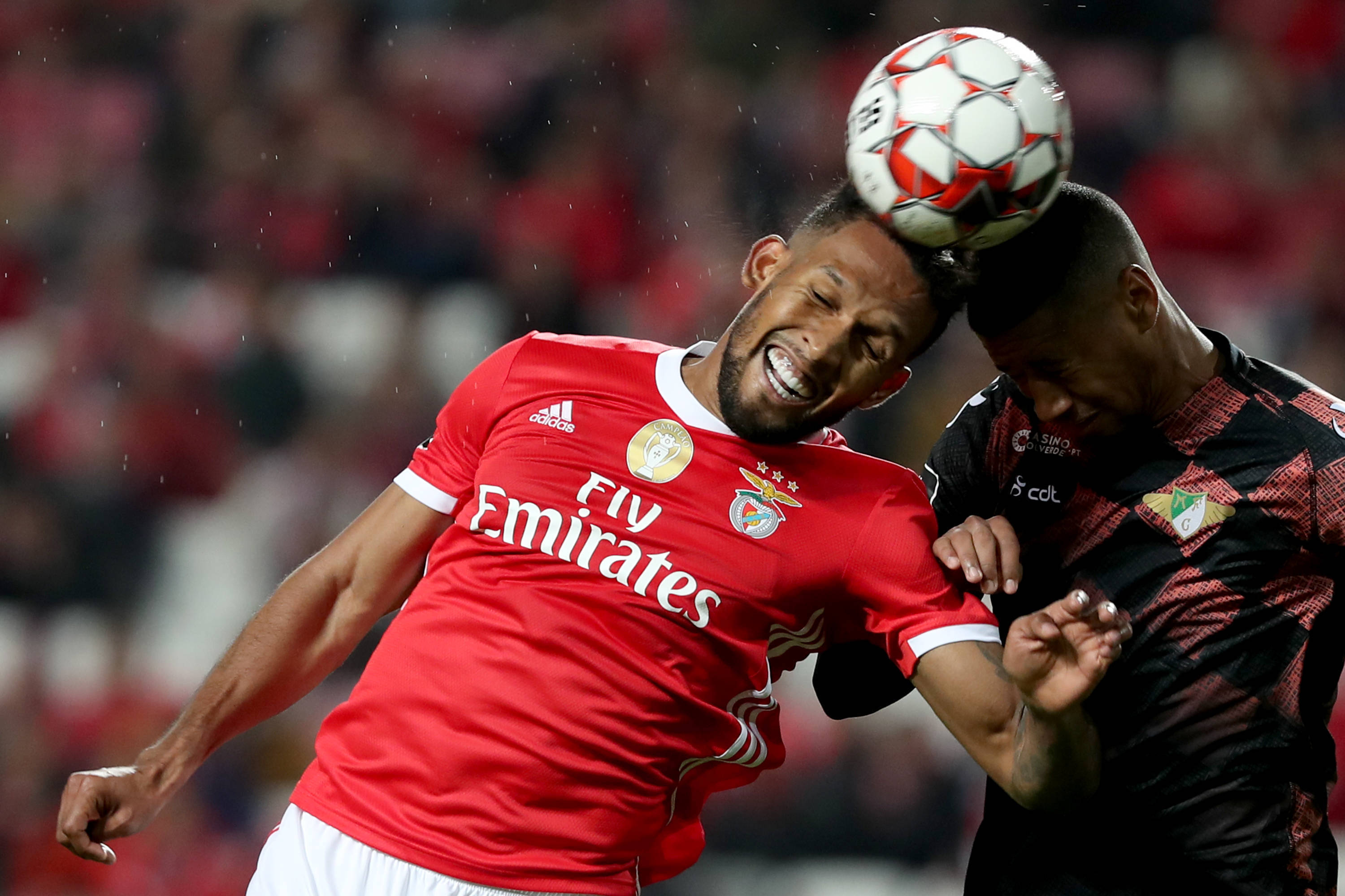 布莱顿迎葡超关键赛；冲刺阶段内部沟通；震撼外界；控场能力受关注的简单介绍